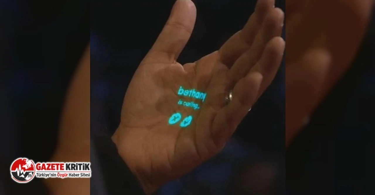 Ekranı olmayan akıllı telefon resmi olarak tanıtıldı!