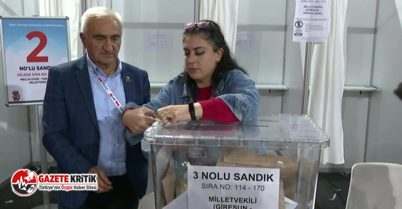 CHP’NİN 38. OLAĞAN KURULTAYI… PM VE YDK SEÇİMLERİNDE 5,5 SAAT SÜREN OY SAYIMI SONA ERDİ