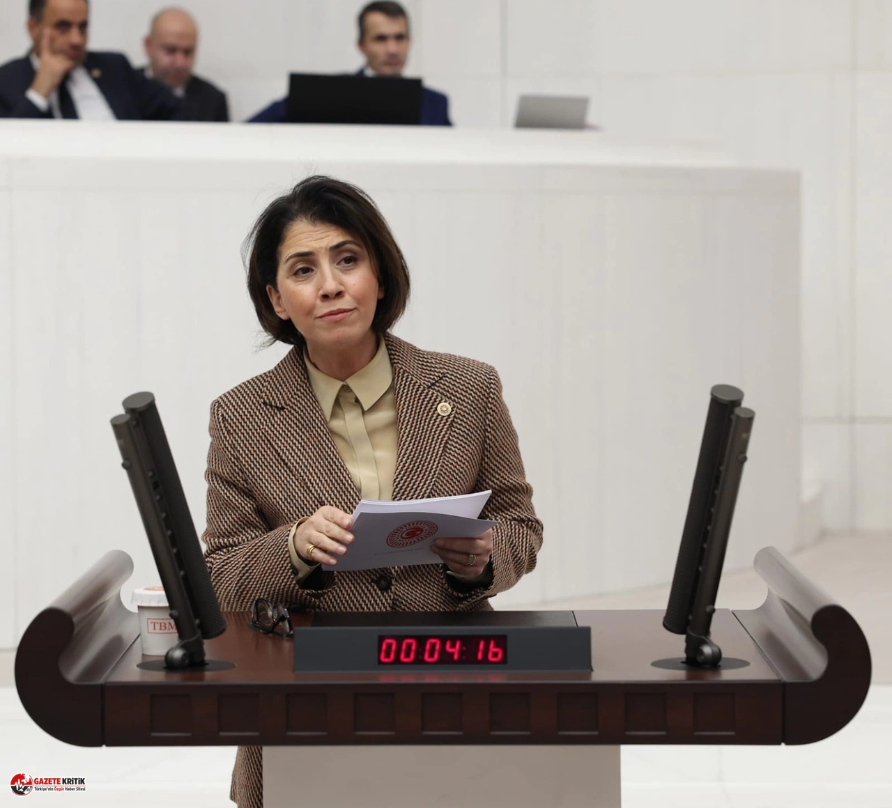 DR. AYLİN YAMAN; KAMUYA 2 BİN 392 ENGELLİ ATAMASI BİR MÜJDE DEĞİL!