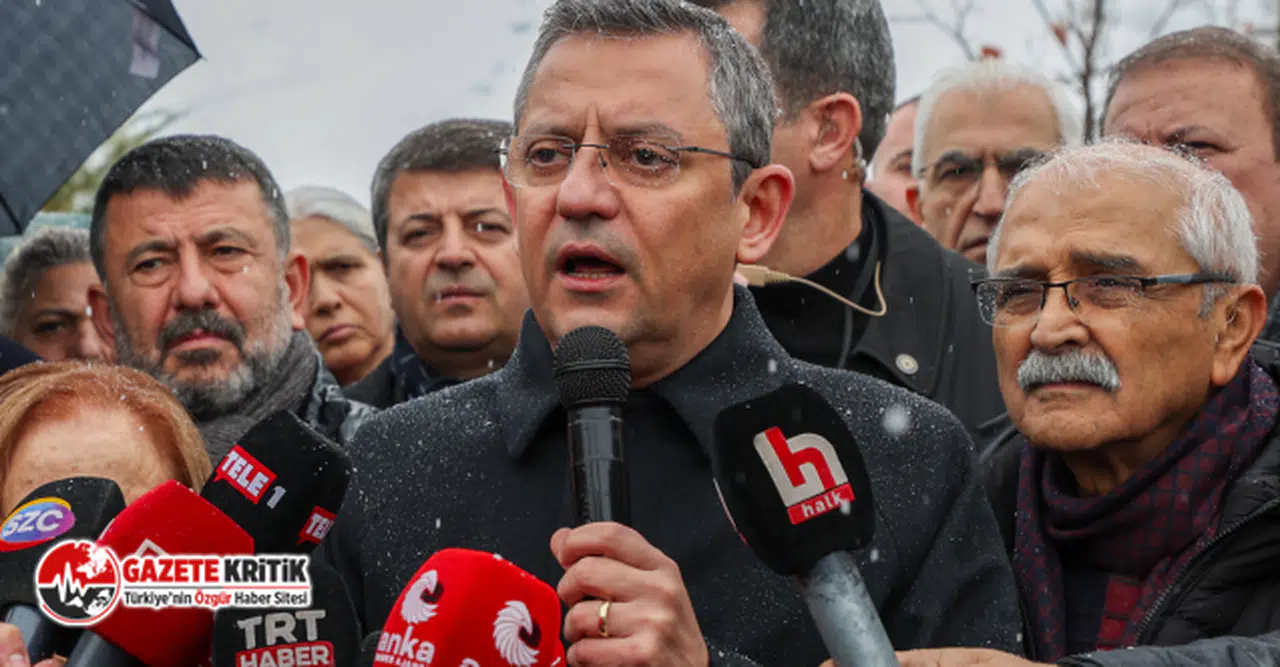 CHP LİDERİ ÖZGÜR ÖZEL, İL BAŞKANLIĞI’NDA KONUŞTU: “CHP BAYRAĞINI DERSİM BELEDİYESİ’NE ASACAĞIZ”