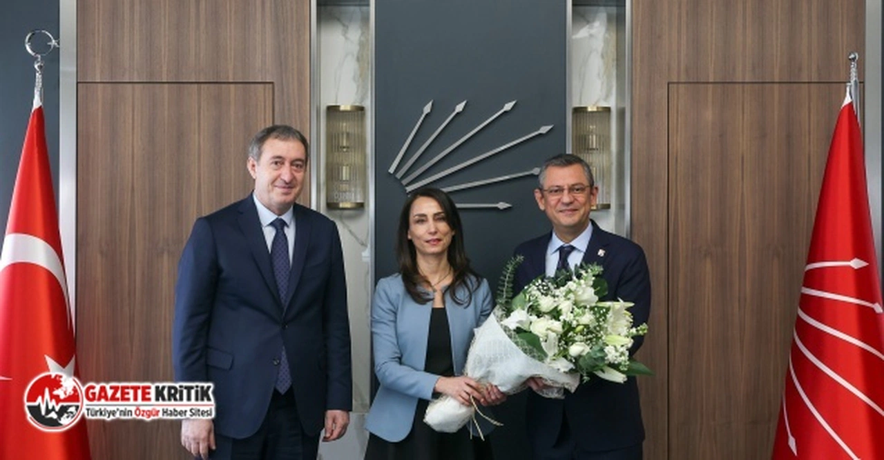 Özgür Özel, DEM Parti Eş Genel Başkanları ile bir araya geldi