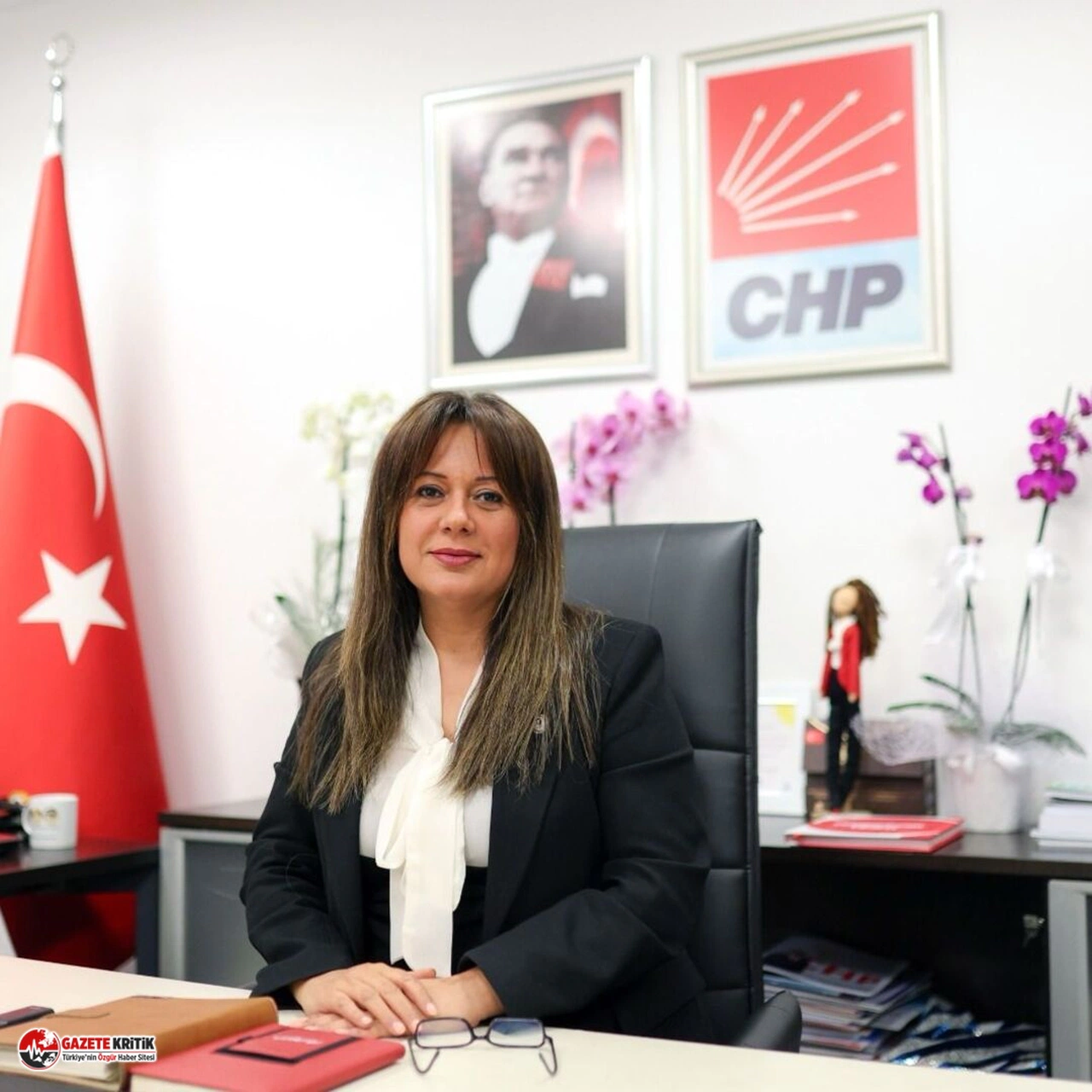 CHP Genel Başkan Yardımcısı Koza Yardımcı görevinden istifa etti