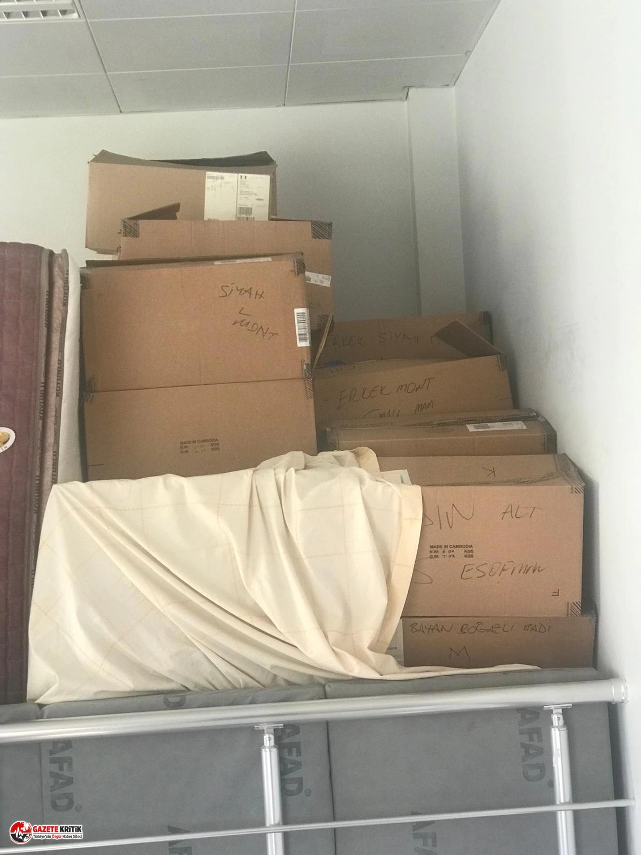 CHP'Lİ İLGEZDİ:DEPREMZEDE YARDIMLARI DEPOLARDA ÇÜRÜYOR!