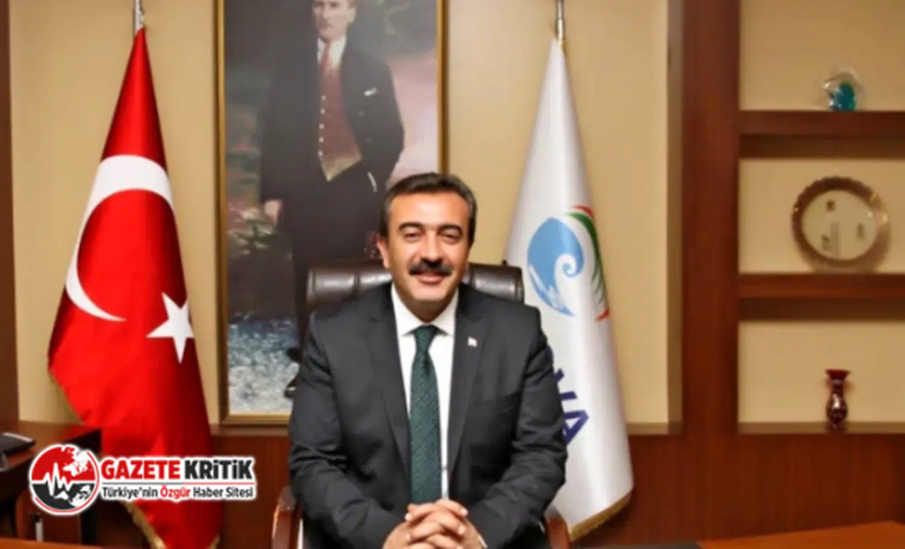 Çukurova Belediye Başkanı Soner Çetin CHP'den istifa etti