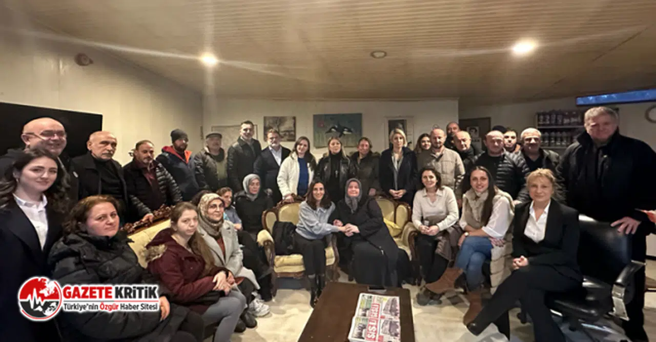 Milletvekili Rızvanoğlu Beşiktaş Akatlar’daki kentsel dönüşüm mağdurlarıyla bir araya geldi