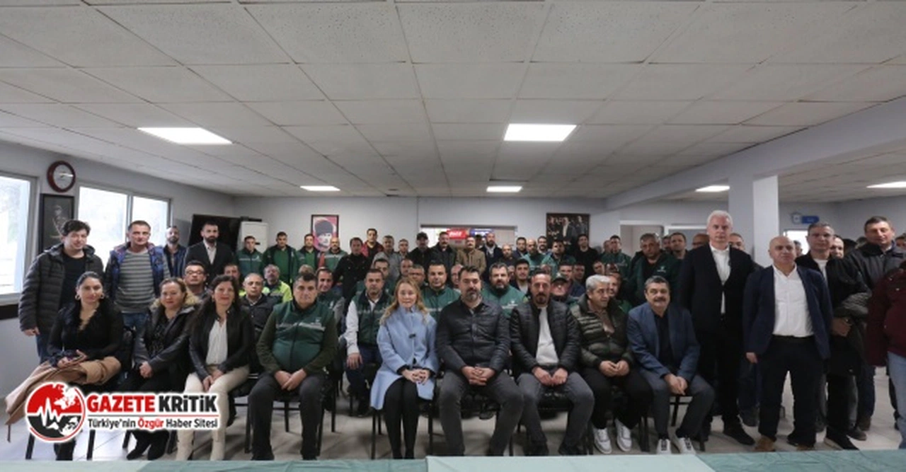CHP Konak Adayı Nilüfer Mutlu şehitler için yürüdü
