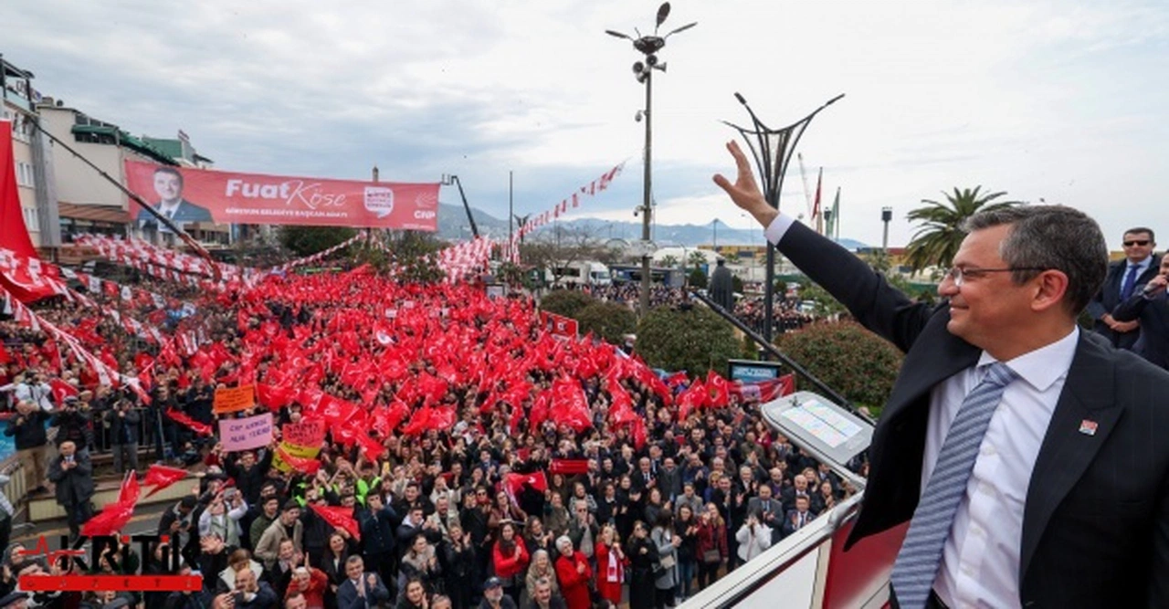 CHP LİDERİ ÖZGÜR ÖZEL:  “BELEDİYENİN KAPILARINI ARDINA KADAR AÇIK TUTMAYA GELİYORUZ”