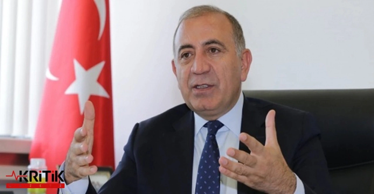 Gürsel Tekin'den Çarpıcı Uyarı: Türkiye'de Ekonomik Kriz Sosyal Bir Krize Dönüşüyor!
