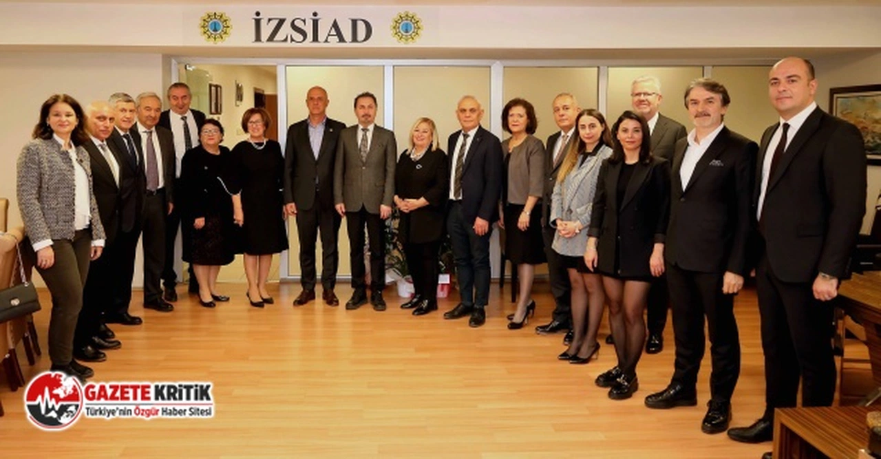 İYİ Parti İzmir Adayı Ümit Özlale'den gençlerin terk etmediği bir kent sözü