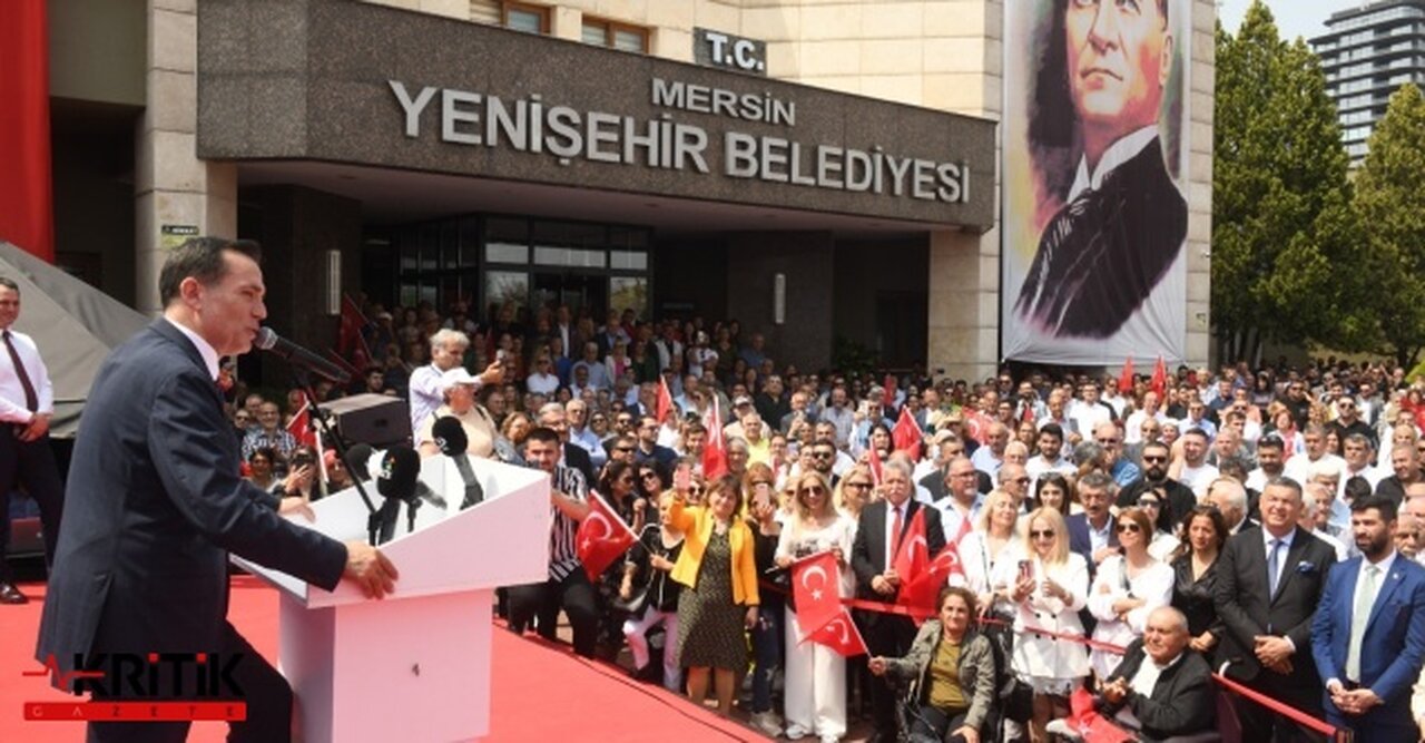 Mersin Yenişehir Belediye Başkanı Abdullah Özyiğit, mazbatasını aldı