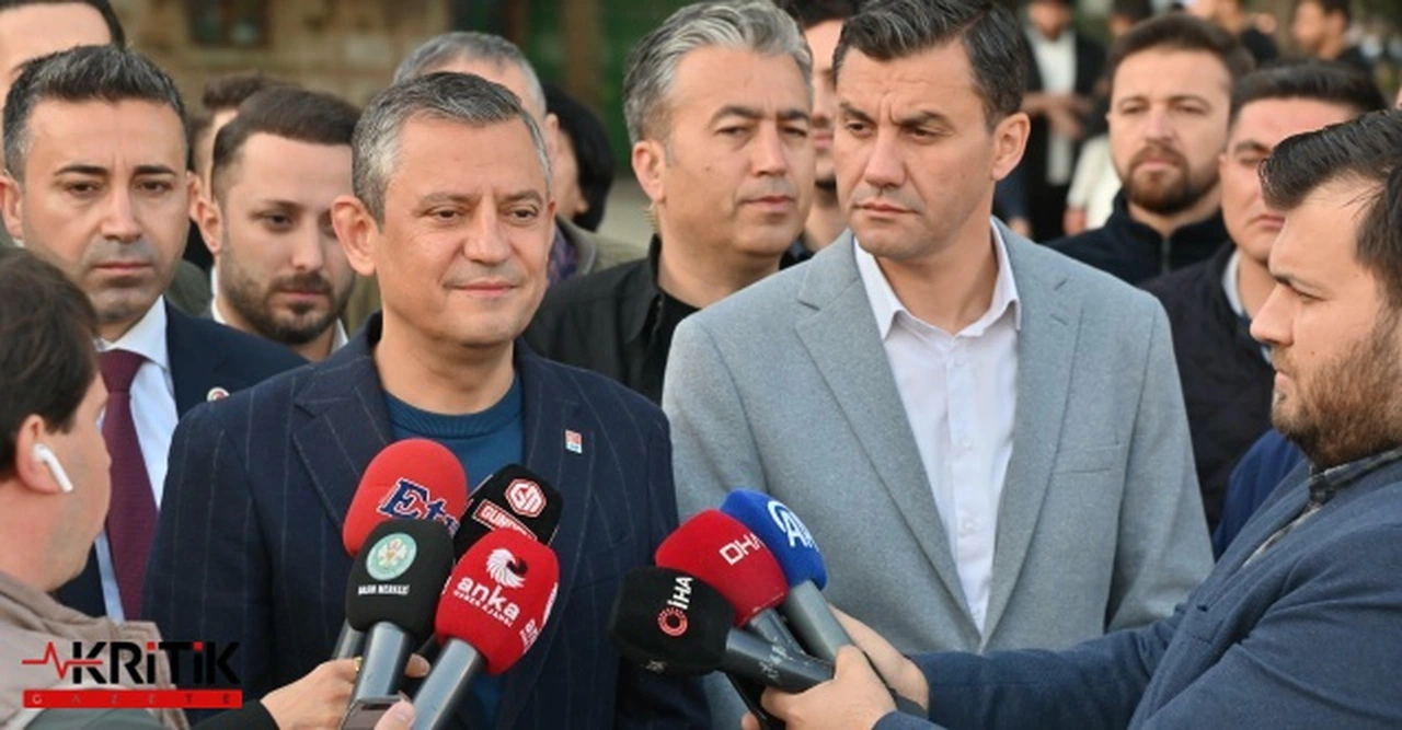 Yeniden Refah’tan Özgür Özel övgüsü:Açıklamalarıyla tam bir devlet adamı, çok güzel bir başarı yakaladı