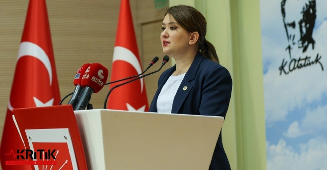 CHP Genel Başkan Yardımcısı Gökçe Gökçen’den iktidara uyarı: “Kadının soyadı konusunda yeni bir anayasa krizi çıkarmayın!”