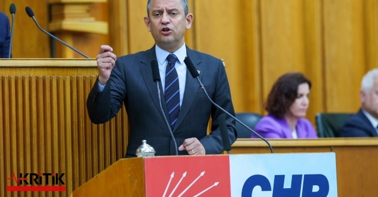Özgür Özel: Cumartesi Annelerinin arkasında olacağız