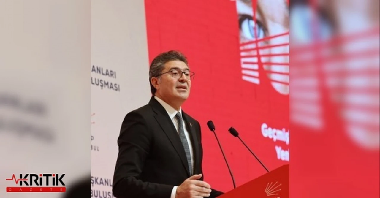Ensar Aytekin'nden MHP'li isimlere sert yanıt:Koltuk milliyetçisi bu iki iri kıyım vampir kılıklıyı uyarıyoruz
