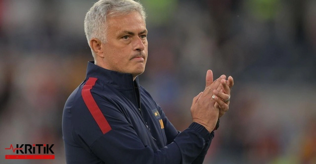 Fenerbahçe Portekizli teknik direktör Jose Mourinho'yu KAP'a bildirdi