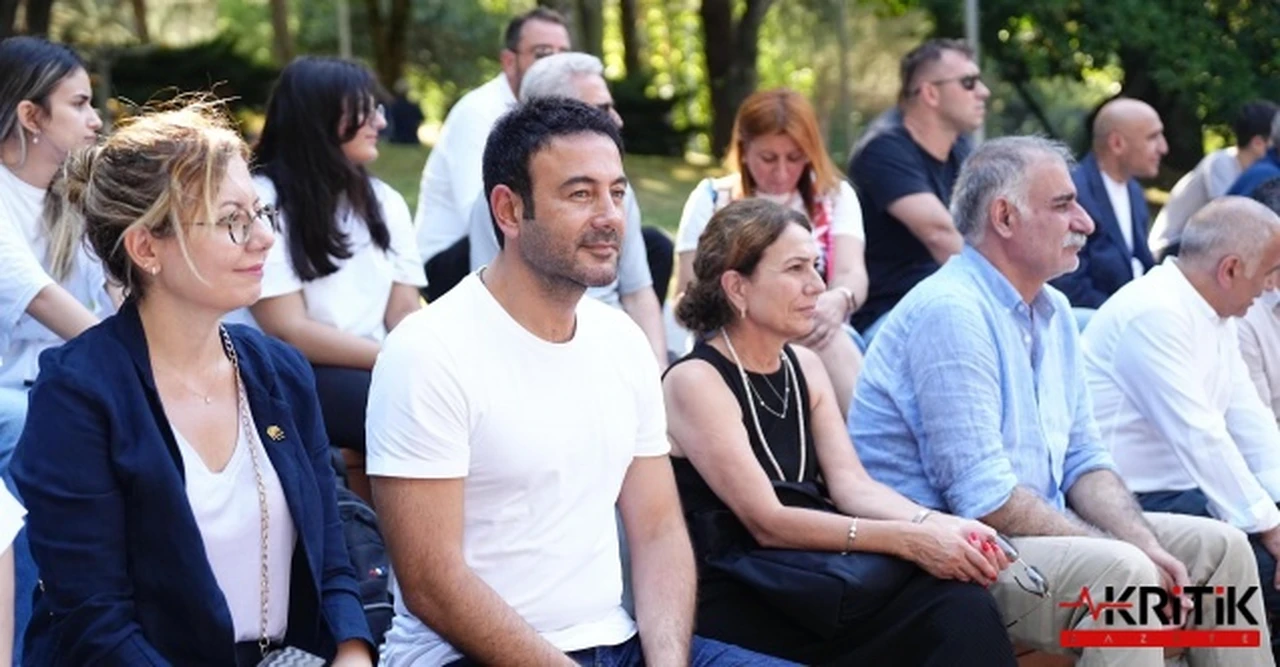 BEŞİKTAŞ ÇAMLIK PARKI’NDAKİ BASKETBOL SAHASI YENİLENDİ