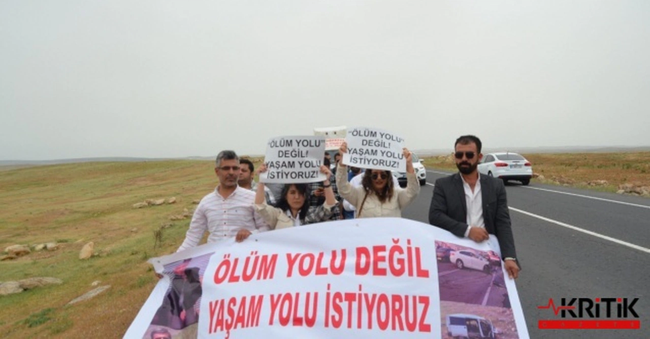 Trafik kazaları ile 'ölüm yolu' ismi ile anılan karayolunun yapımı tasarruf tedbirlerine takıldı!