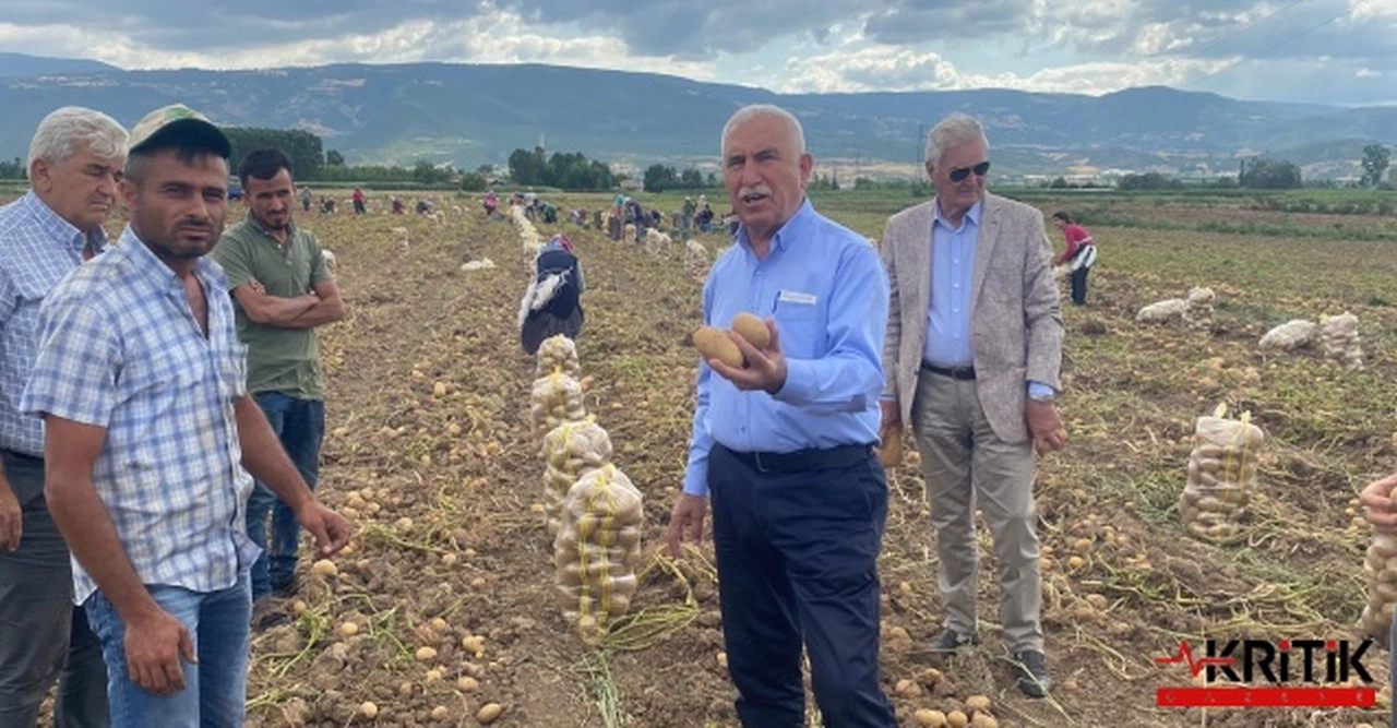 CHP’Lİ DURMAZ: “ SİZ EKEN ÇİFTÇİYE SAHİP ÇIKIN, ÇİFTÇİ EKİLMEYEN ALAN BIRAKMAZ ”