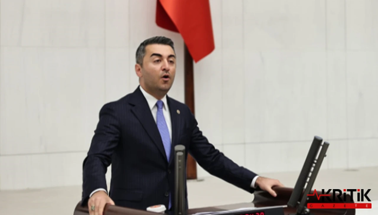 DEVA Partili Cem Avşar; “Sayın Bakan, tarlada yangın var, haberin var mı?”
