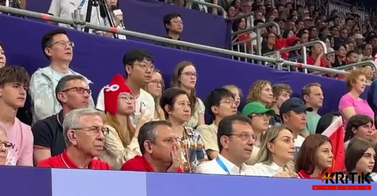 İmamoğlu, Yavaş ve Özel Paris'te Kadın Voleybol Milli Takımı maçını birlikte izliyor
