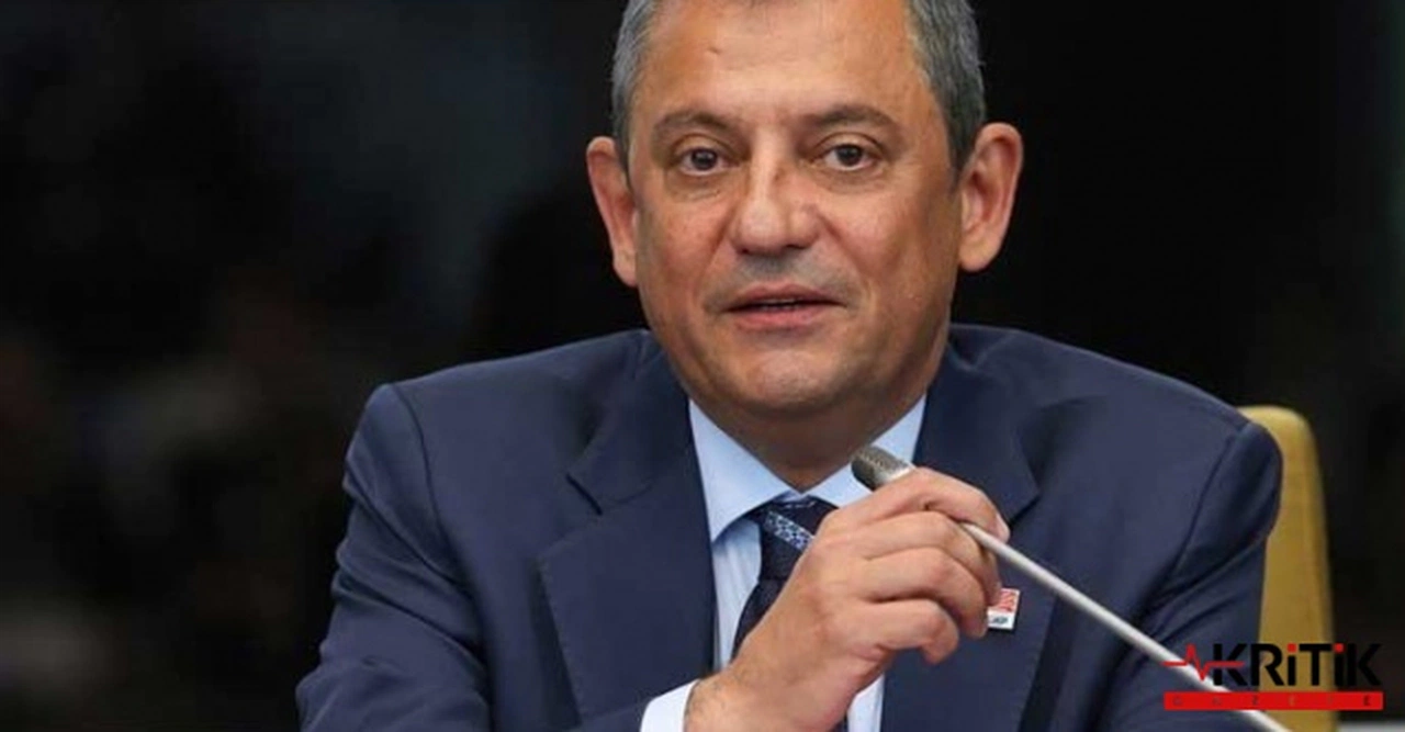 Özgür Özel, başörtüsü nedeniyle Dişhekimliği kongresine görev alamayan Dilara Çiçek'i aradı