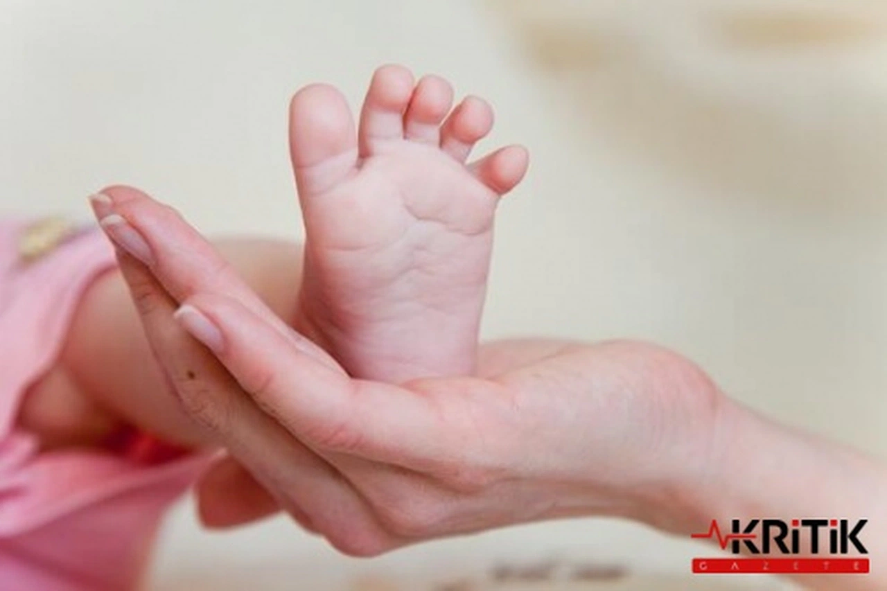 "Topuk kanı almanın çocuğa zararlı" olduğunu iddia eden karara CHP'li vekilden sert tepki!