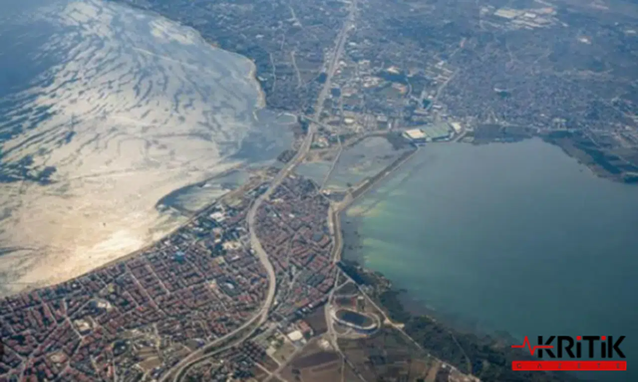KANAL İSTANBUL PLANLARINI YENİDEN ONAYLANMASINA CHP'DEN TEPKİ!