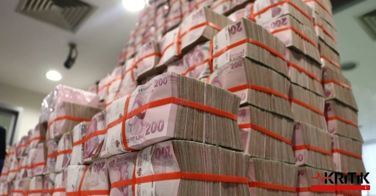 Bütçe açığı ilk 9 ayda 1 trilyon 74 milyar TL oldu