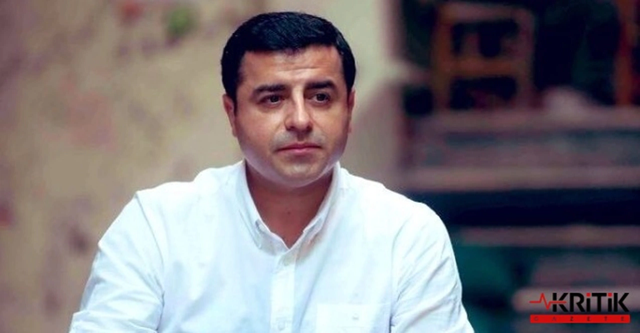 Selahattin Demirtaş terör saldırısını kınadı:Barış isteyenlerin sesinin bu defa bastırılmasına izin vermeyeceğiz