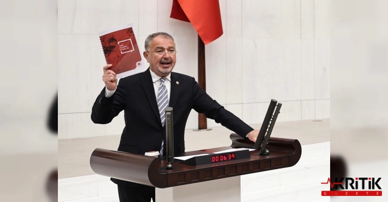 CHP'Lİ CUMHUR UZUN:YASAMAYI RECEP’E, YÜRÜTMEYİ TAYYİP’E, YARGIYI ERDOĞANA BAĞLADINIZ!