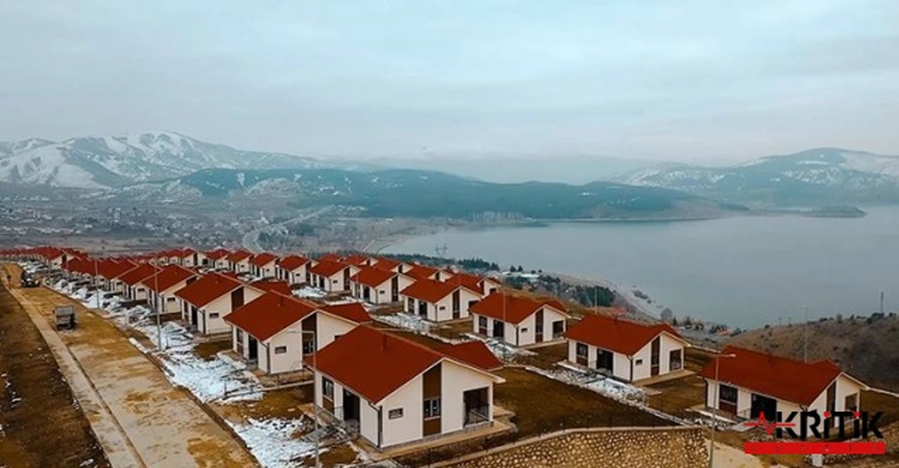 CHP'li Gürer, ilk evim arsa projesini sordu