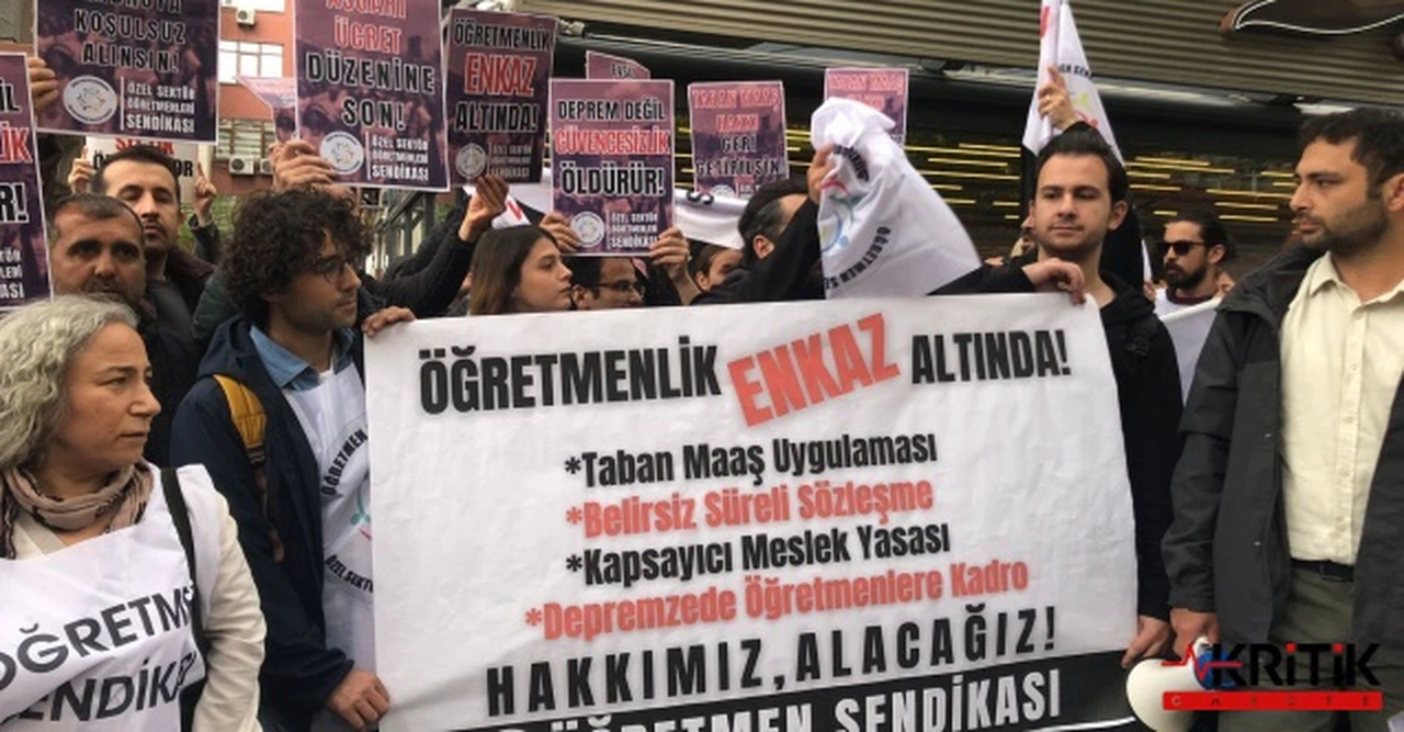 TÜRKİYE'DE ÖĞRETMENLER AÇLIK SINIRI SEVİYESİNDE ÜCRET ALIYOR