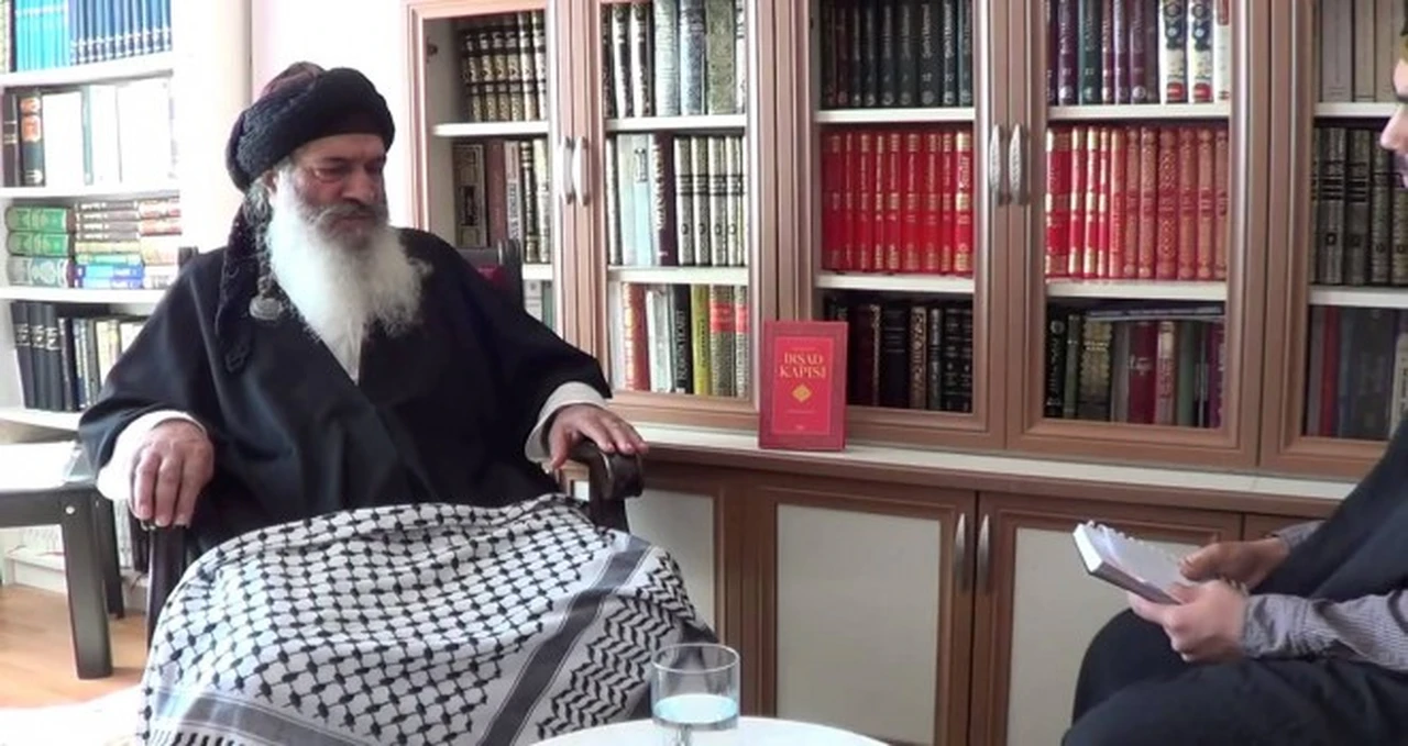 'Kızları gömmek yerine boyunlarını kesin, annenin bacağı tahrik eder!'