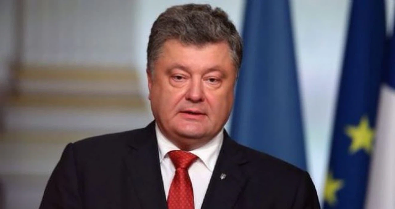 Ukrayna Devlet Başkanı Poroşenko bağımsız Ukrayna Ortodoks Kilisesi'nin kurulduğunu duyurdu