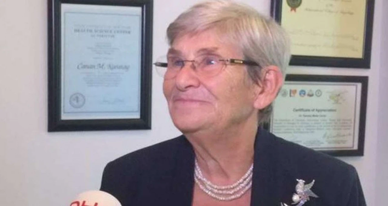 Prof. Dr. Canan Karatay'a tepki: O tuzu hayvanlar yer, Canan Hanım