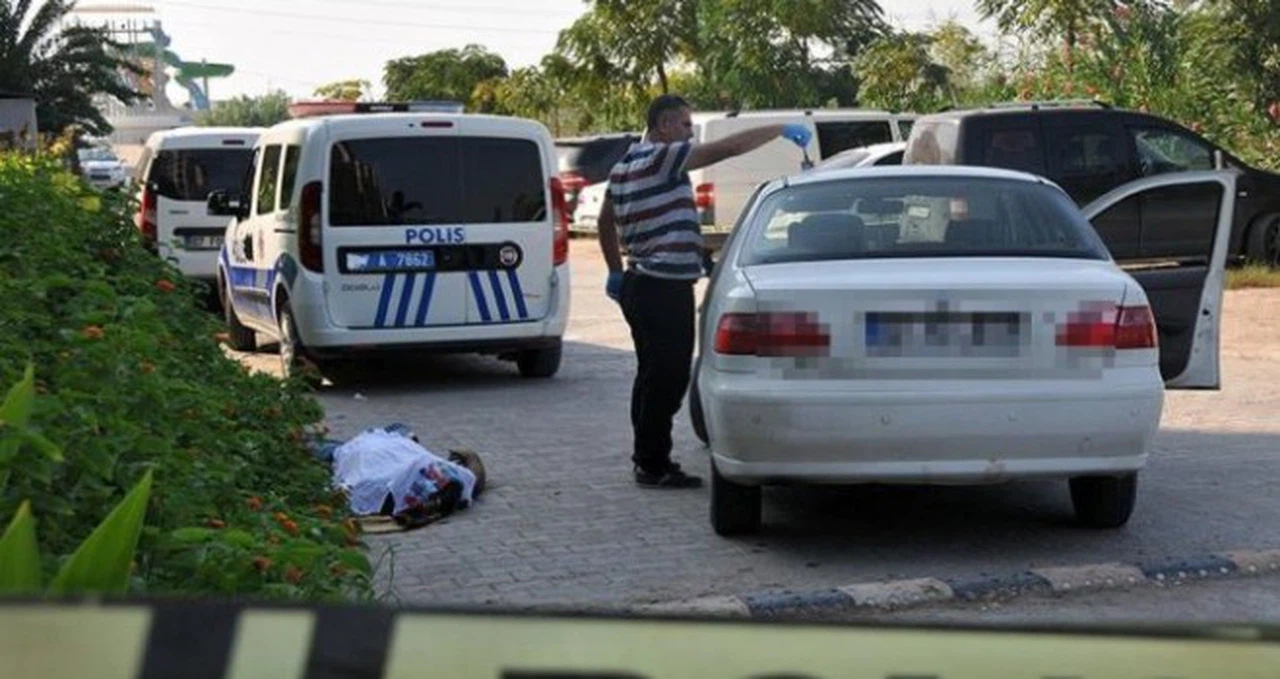 Kazak turizmci otomobilde ölü bulundu