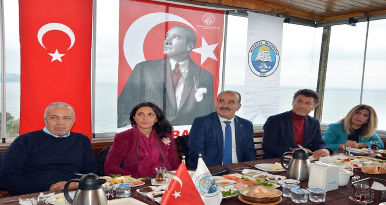 BAŞKAN TÜRKYILMAZ'DAN HER MAHALLEYE PERSONEL MÜJDESİ