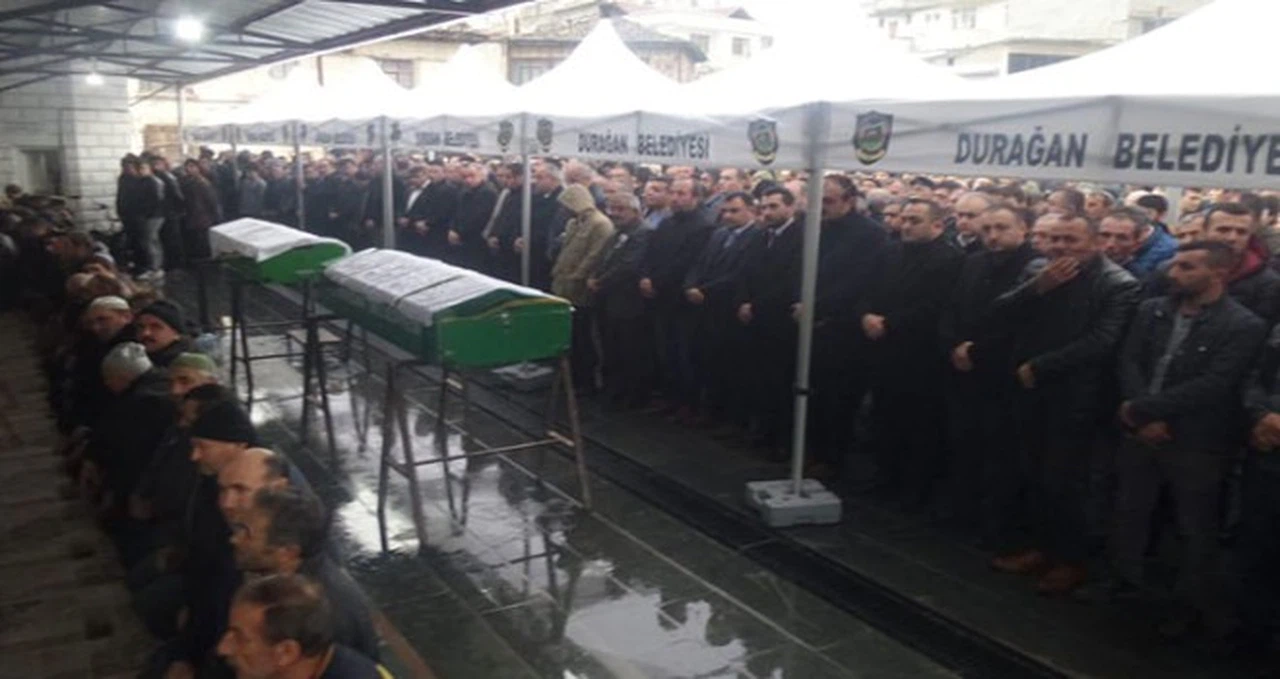 Adaylık başvurusuna giderken kazada ölen MHP'liler toprağa verildi