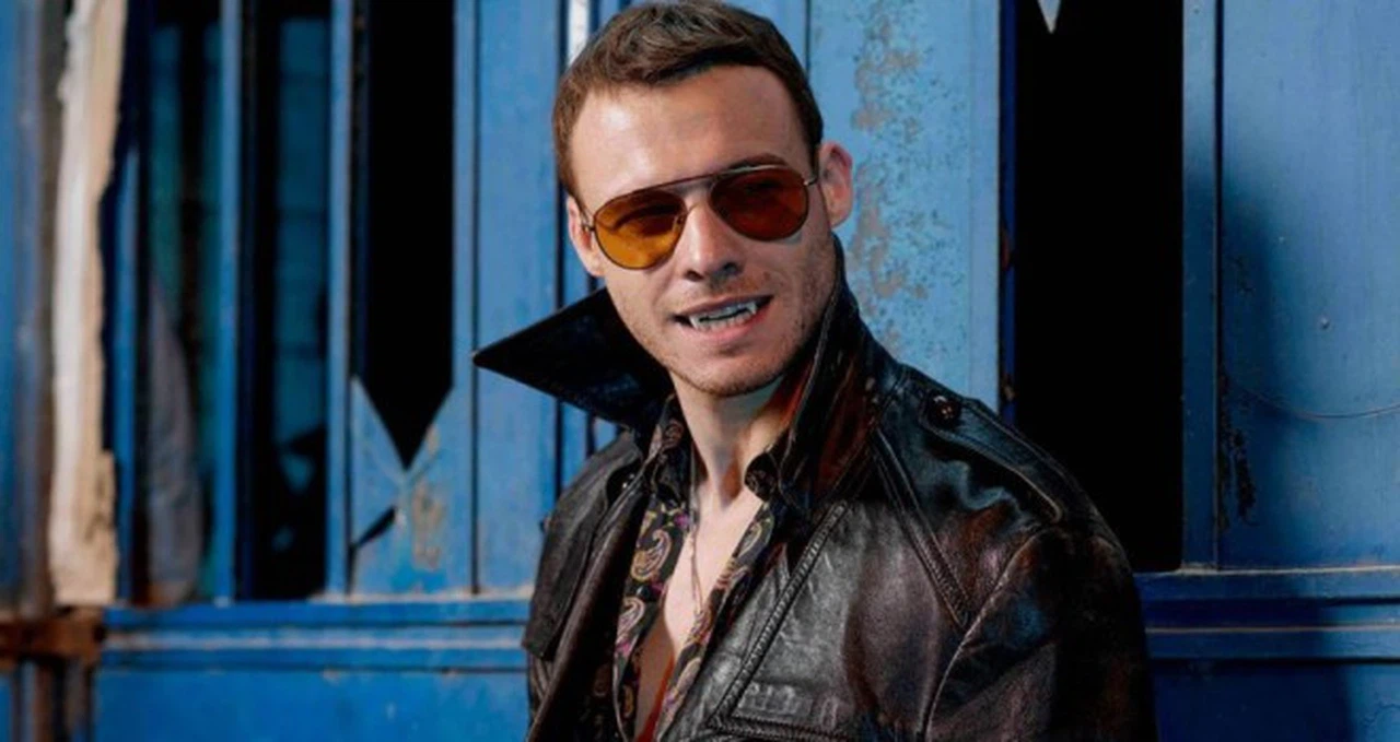 Kerem Bursin vampir oldu!