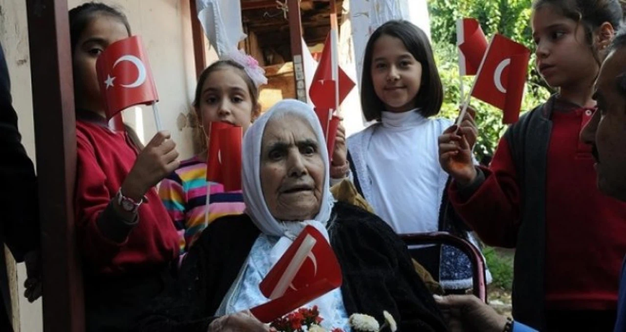 104 yaşındaki Döndü nine uzun yaşaman sırrını anlattı