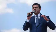Demirtaş'ın davası 3 Haziran'a ertelendi, 15 yıl hapis istemi sürüyor