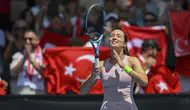 Zeynep Sönmez, Avustralya Açık'ta Yuliya Putintseva'ya mağlup olarak turnuvaya veda etti