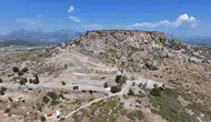 Antalya'da Tarihin Şaşırtan Sırrı: Mezar Odaları Yüzyıllar Sonra Eve Dönüştürüldü!