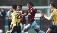 Aston Villa 6-0 Fenerbahçe! Sarı-Lacivertliler Şampiyonlar Ligi'nde Ağır Yenilgi Aldı
