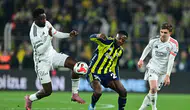Fenerbahçe Beşiktaş'ı 1-0 geçti: Galatasaray Fenerbahçe puan farkı 1'e düştü
