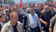 Özgür Özel İzmir’de konuştu: “CHP’yi de halkı da durduramazlar”