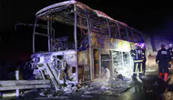 Denizli’de yolcu otobüsü bariyerlere çarpıp alev aldı: 1’i bebek 8 kişi hayatını kaybetti
