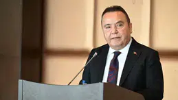 Antalya Büyükşehir Belediye Başkanı Muhittin Böcek hastaneye kaldırıldı