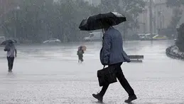 Türkiye genelinde kuvvetli yağış ve toz taşınımı uyarısı, hafta sonu dikkat!