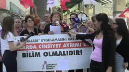 Cumhuriyet Kadınlar Derneği'nden 'kız ortaokulları' uygulamasına sert tepki!